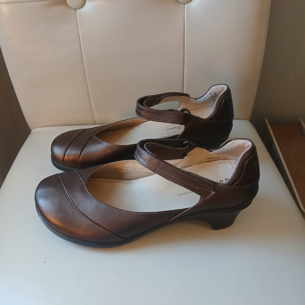ARAVON by New Balance brown leather shoes Size 9B - Picture 5 of 8